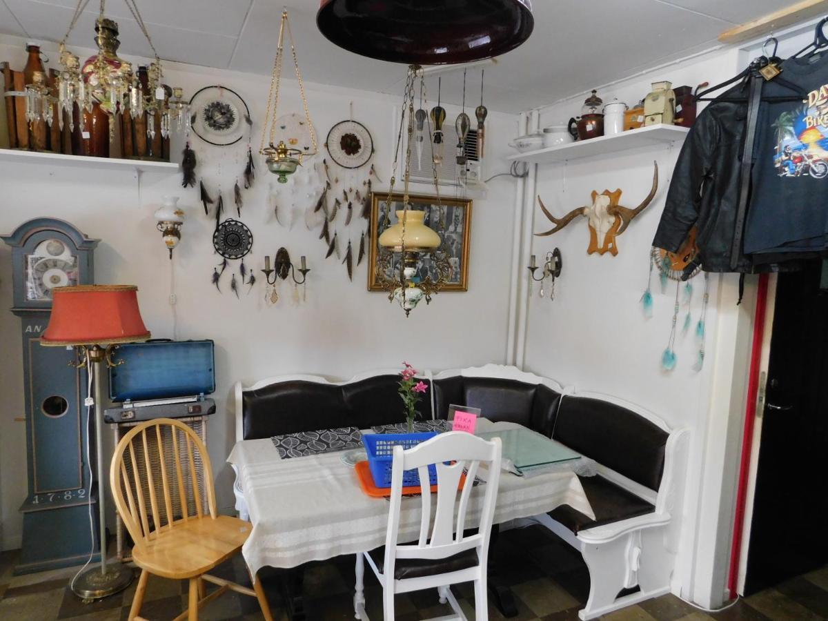 Solgarden Vandrarhem Hostal B&B Blackstad 외부 사진