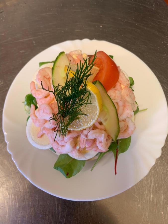 Solgarden Vandrarhem Hostal B&B Blackstad 외부 사진