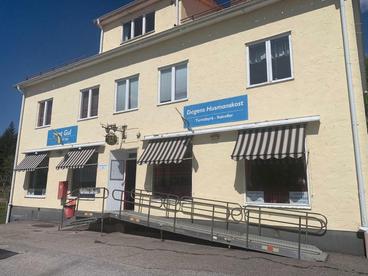 Solgarden Vandrarhem Hostal B&B Blackstad 외부 사진